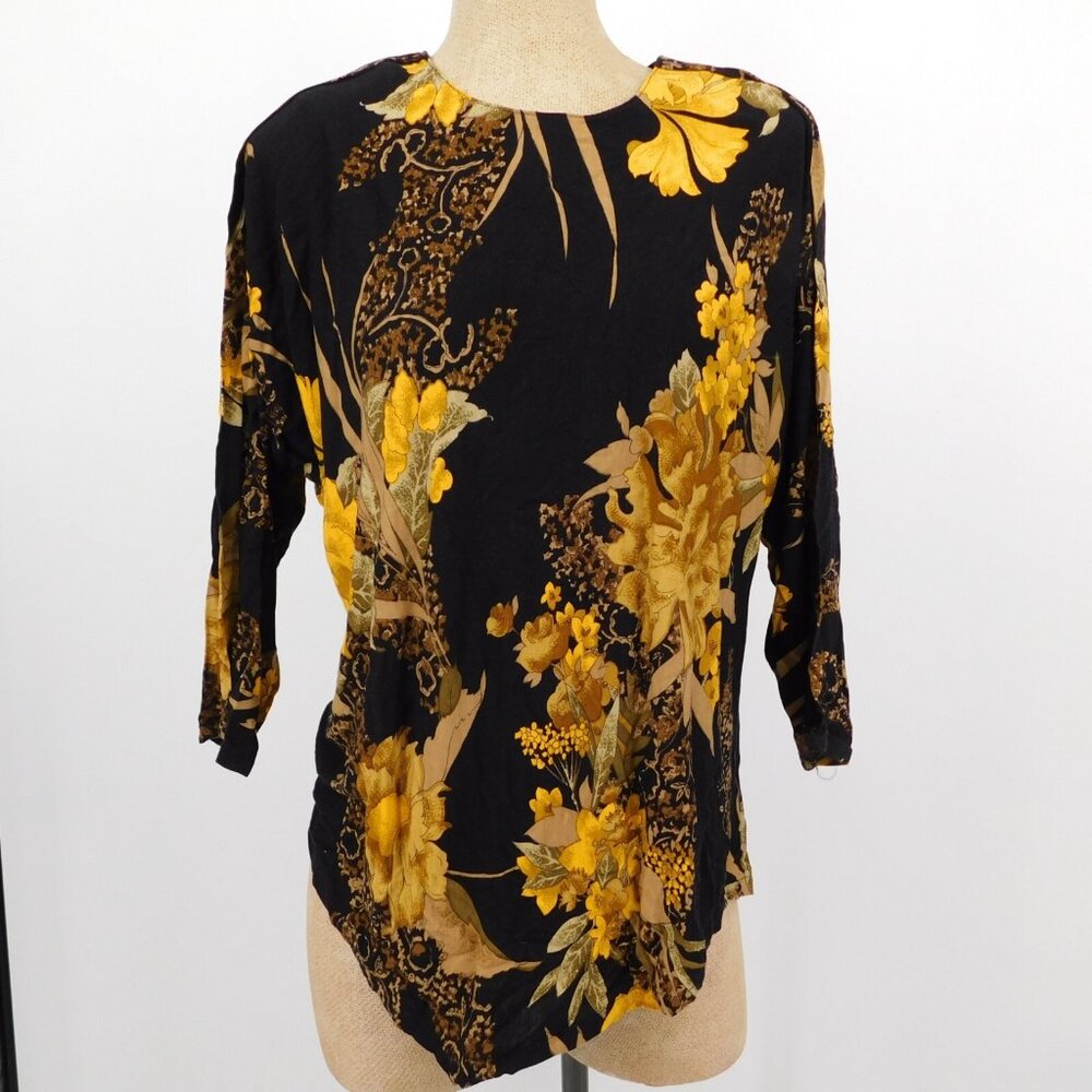 Lot Of 2 Kyu pi te (Korean Brand) Women Multicolor Floral Blouse NO SIZE TAG - Picture 8 of 14